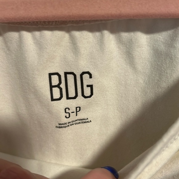 NWT BDG Alex off the shoulder top - Picture 4 of 7